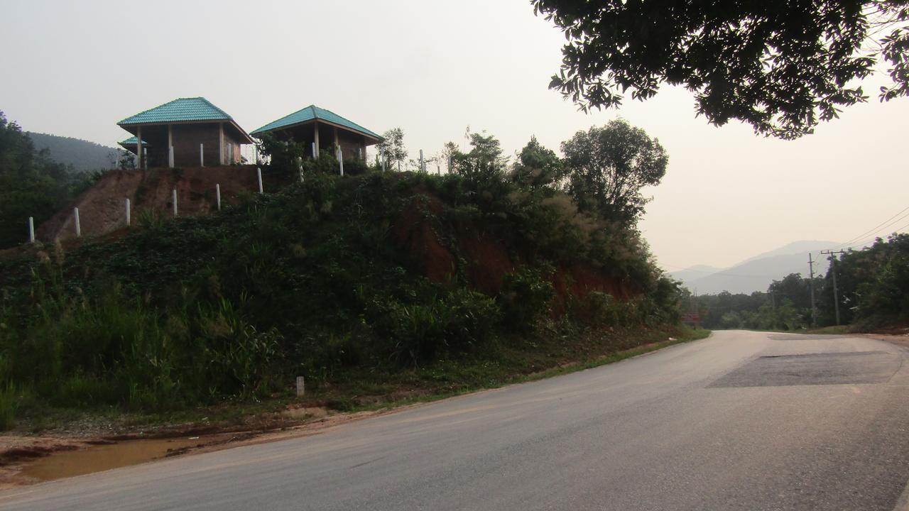 Chomdoy Bungalow & Restaurant 루앙남타 외부 사진